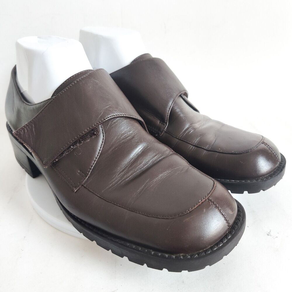 Mootsies Tootsies Brown Leather Slip-On Flats
